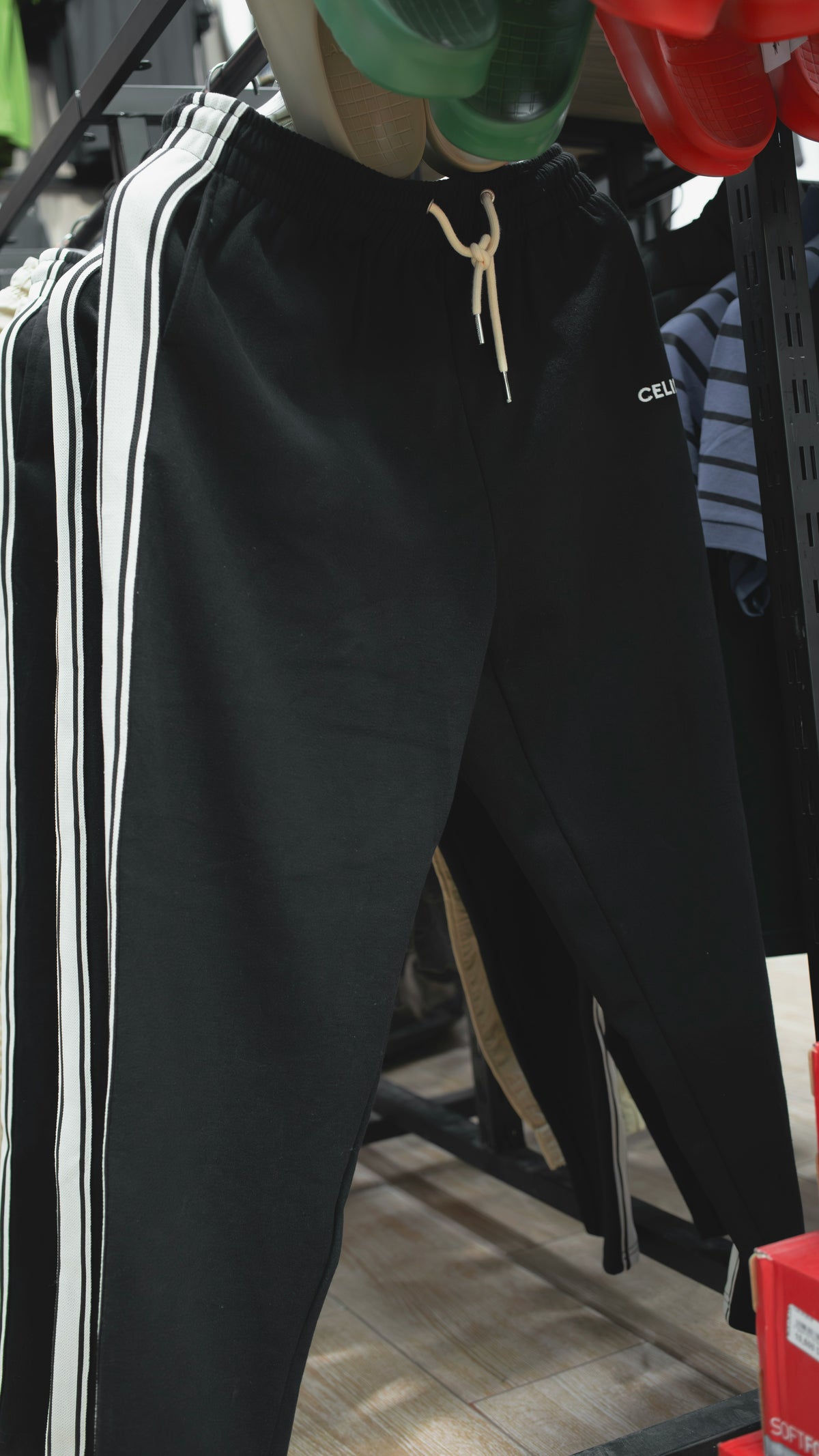 Relaxed Tailored Pants - Black